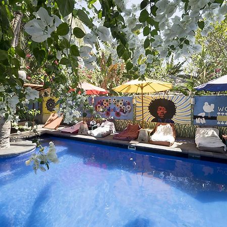 Woodstock Gili - Garden And Bungalows Hotel กีลีตราวางัน ภายนอก รูปภาพ