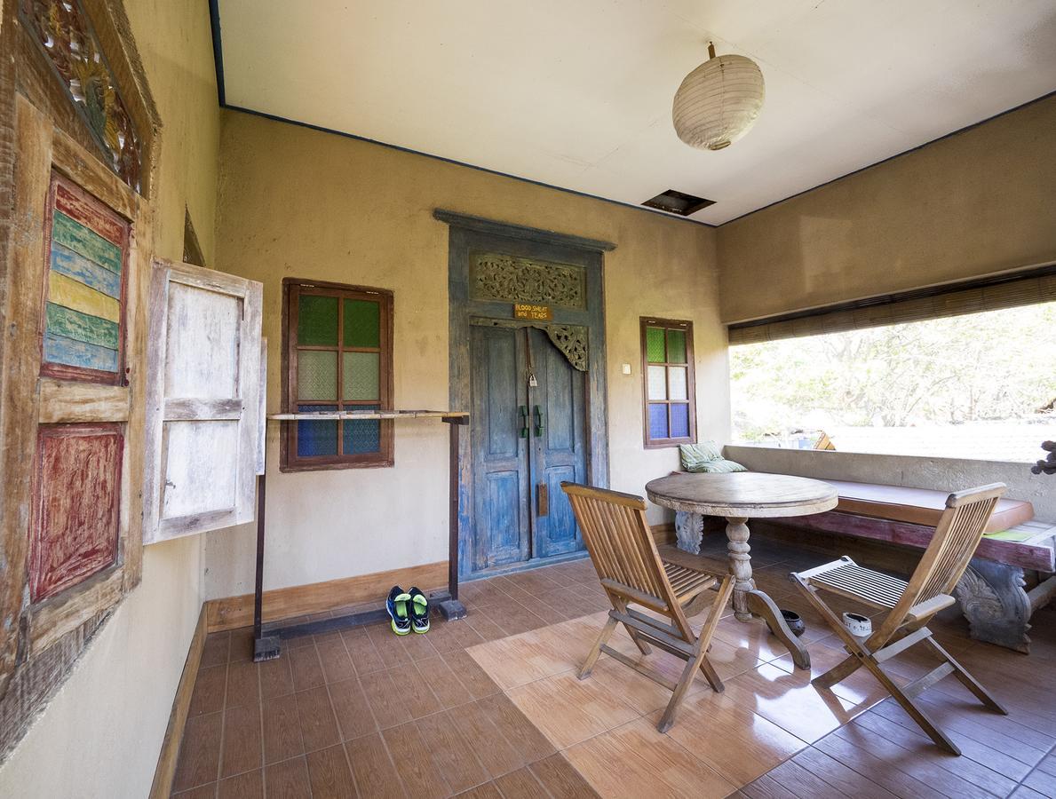 Woodstock Gili - Garden And Bungalows Hotel กีลีตราวางัน ภายนอก รูปภาพ