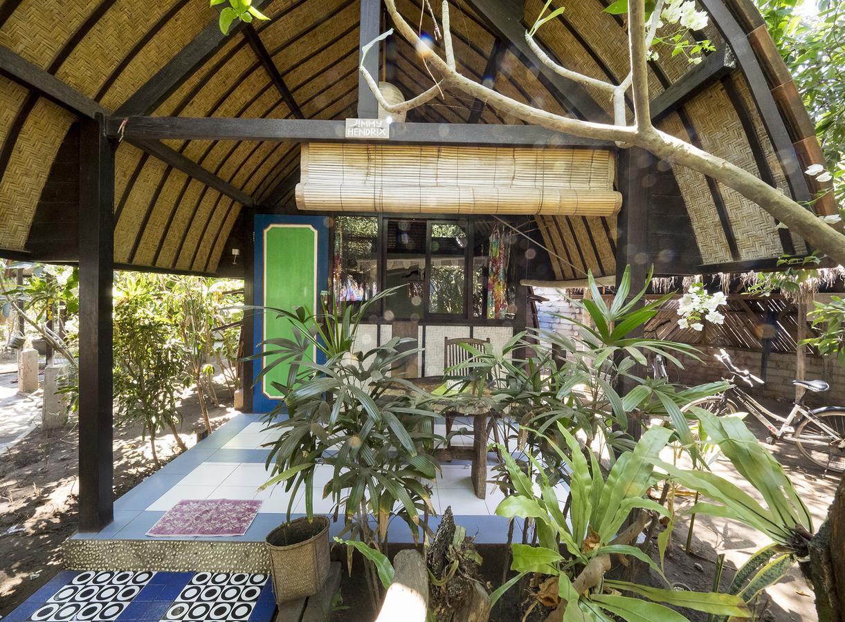Woodstock Gili - Garden And Bungalows Hotel กีลีตราวางัน ภายนอก รูปภาพ