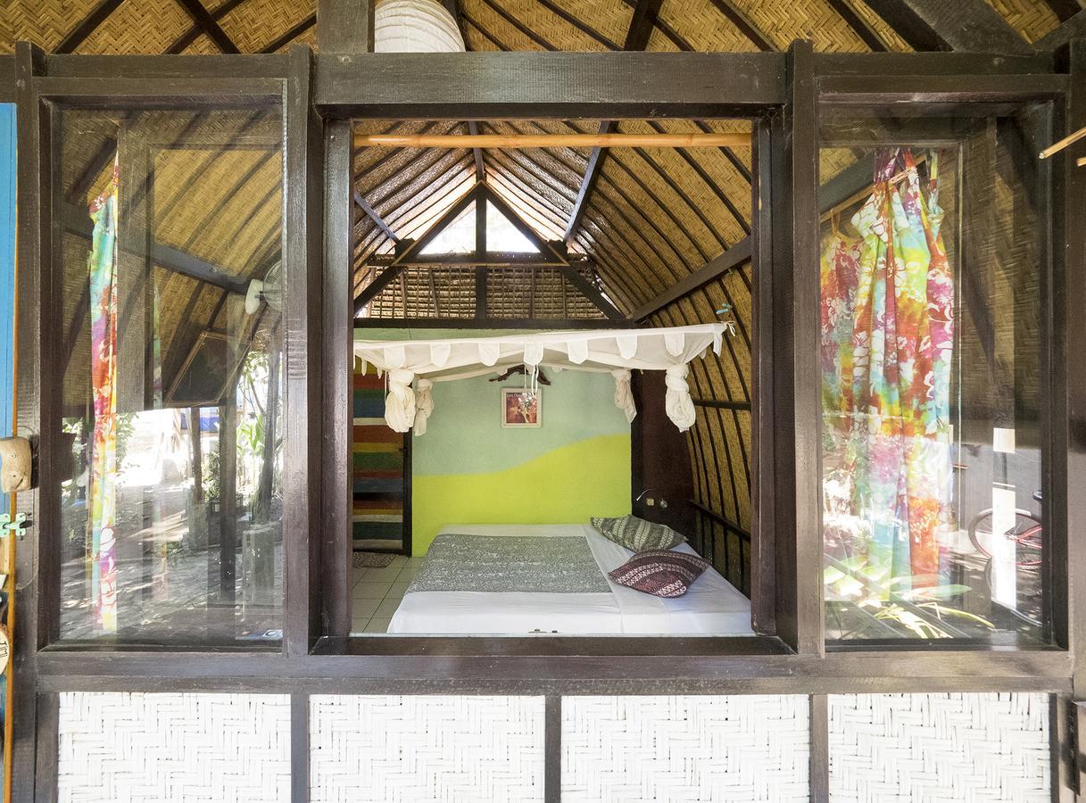 Woodstock Gili - Garden And Bungalows Hotel กีลีตราวางัน ภายนอก รูปภาพ