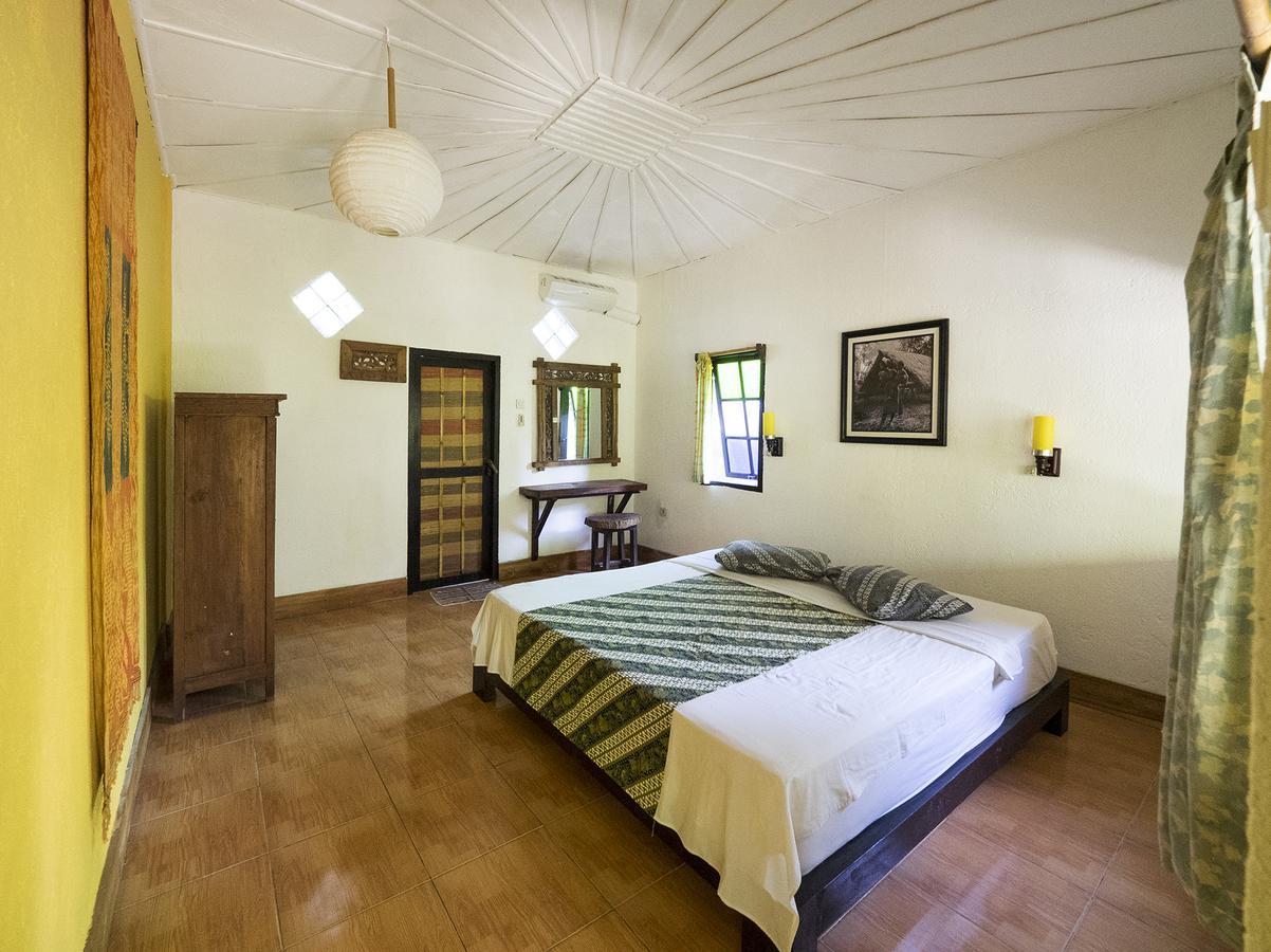 Woodstock Gili - Garden And Bungalows Hotel กีลีตราวางัน ภายนอก รูปภาพ