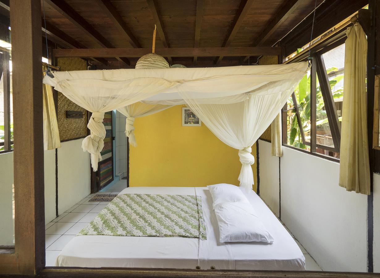 Woodstock Gili - Garden And Bungalows Hotel กีลีตราวางัน ภายนอก รูปภาพ
