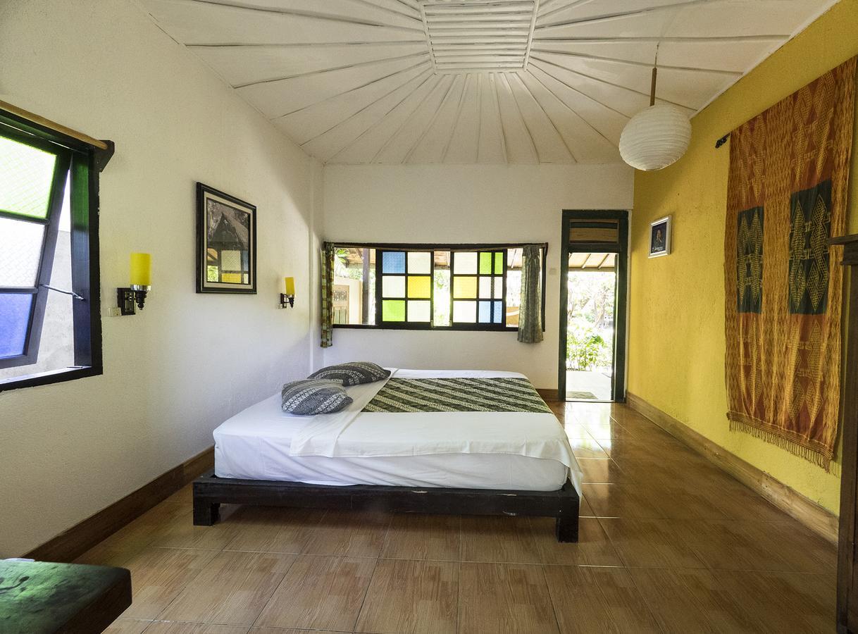 Woodstock Gili - Garden And Bungalows Hotel กีลีตราวางัน ภายนอก รูปภาพ