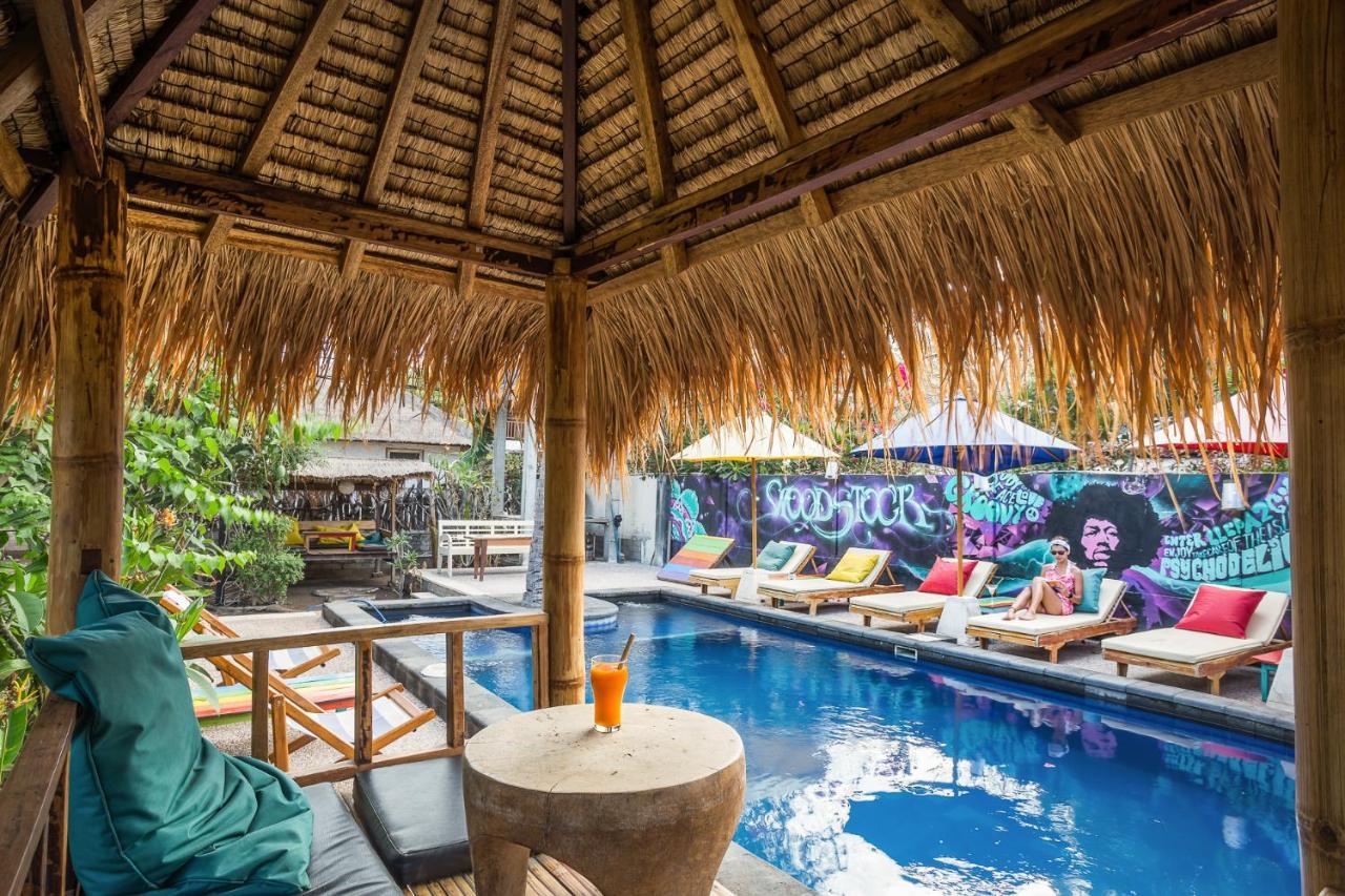 Woodstock Gili - Garden And Bungalows Hotel กีลีตราวางัน ภายนอก รูปภาพ