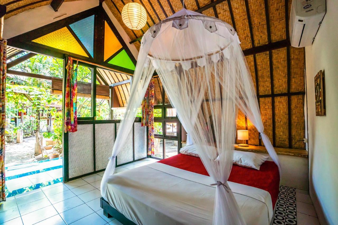 Woodstock Gili - Garden And Bungalows Hotel กีลีตราวางัน ภายนอก รูปภาพ